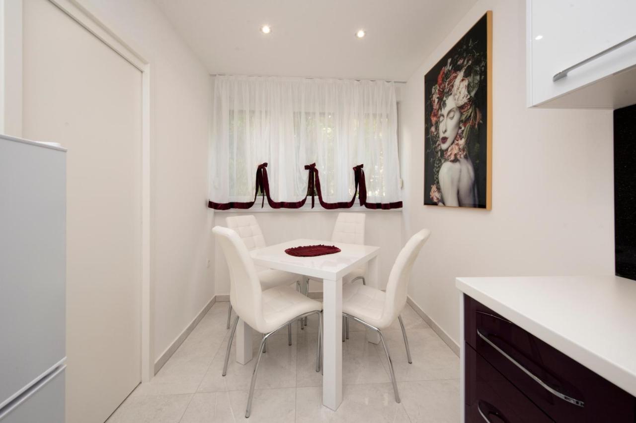 Lions Apartment Спліт Екстер'єр фото